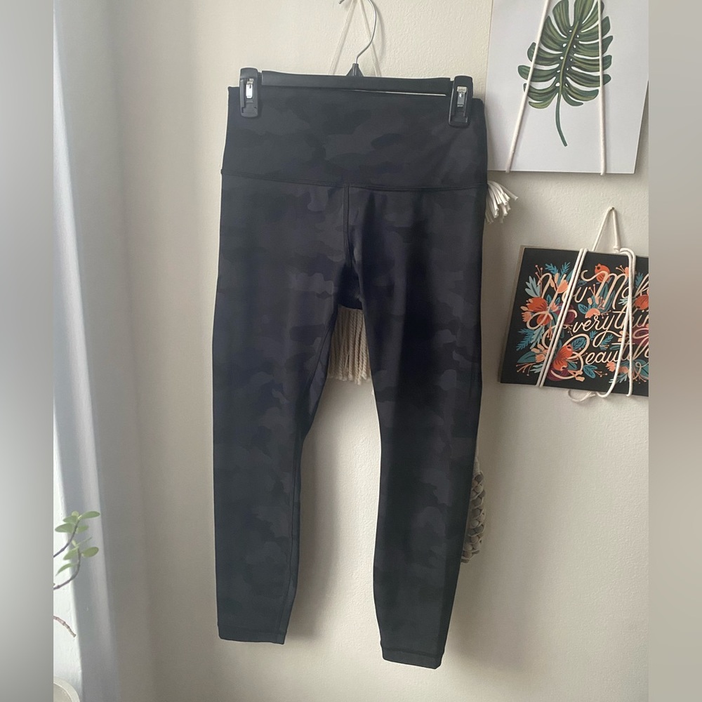 Lululemon Wunder Under High-Rise Tight 25" Full-On Luxtreme